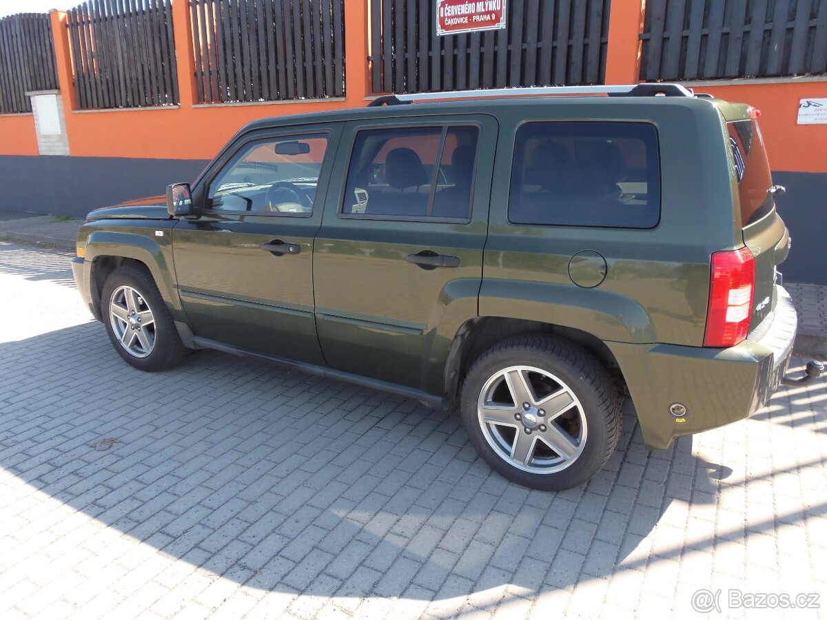 Jeep Patriot 2.4i LPG automat tažné - 8