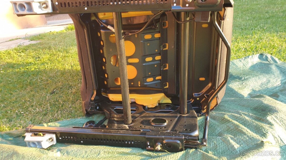 Prodám přední sedačky na s-max galaxy - 8