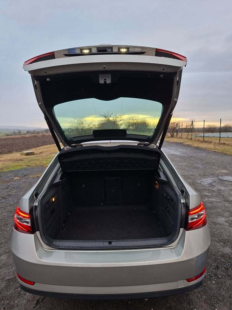 Škoda Superb 3 2.0 TDI - 8