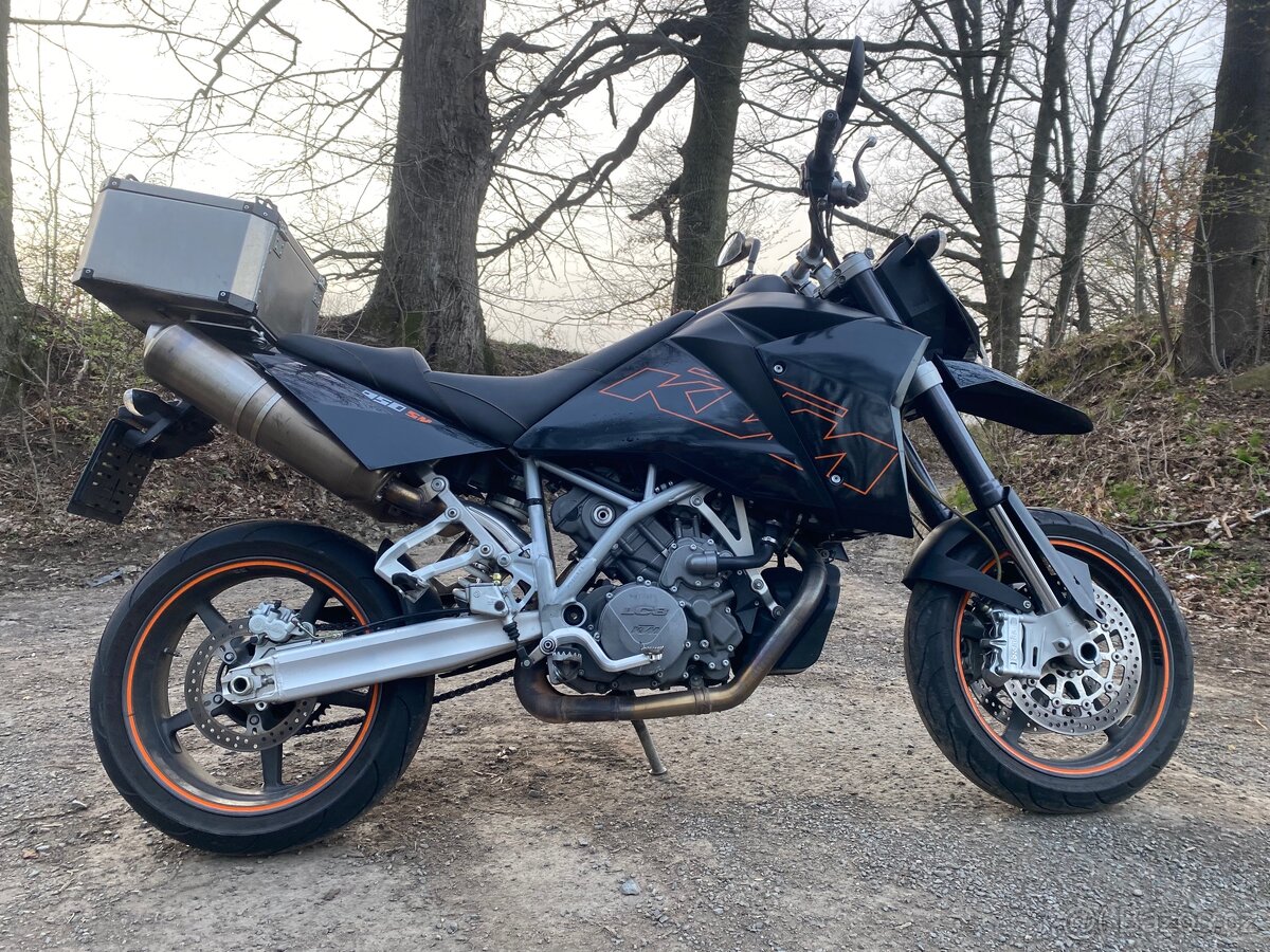 KTM 950 Supermoto - 8