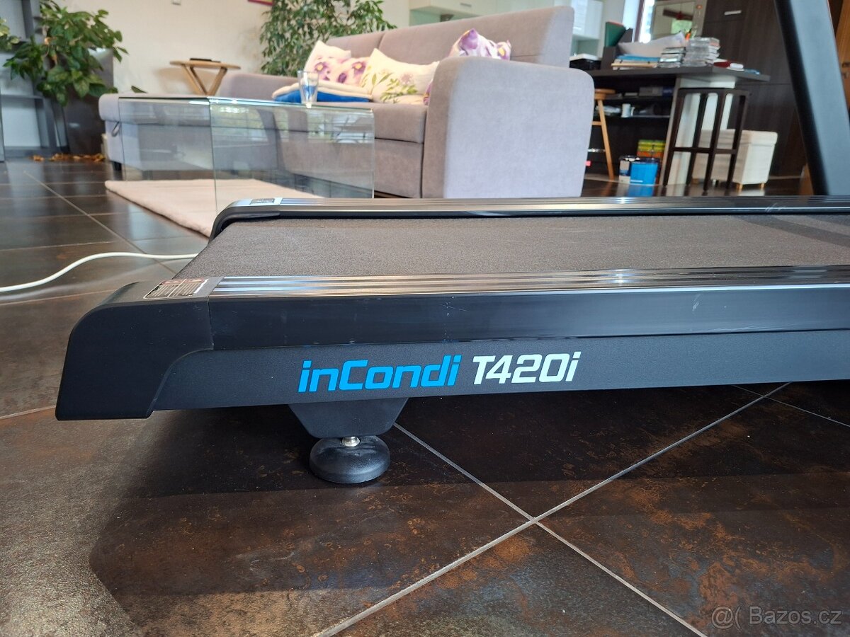 Běžecký pás InSPORTline InCondi 420i - 8