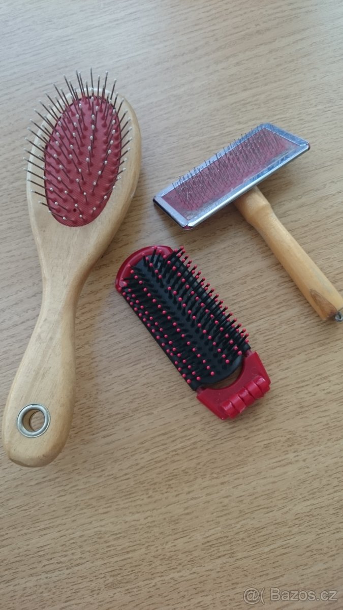 Potřeby pro pejsky - bouda, pelíšek, taška,...... - 8