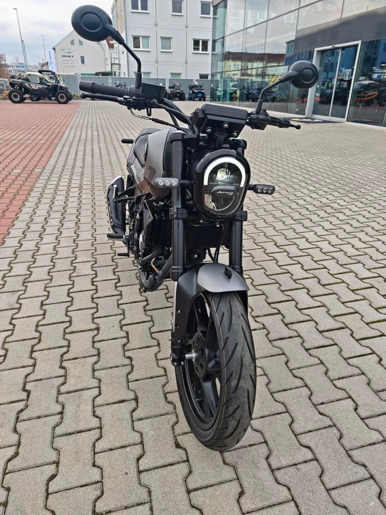 Benelli Leoncino 125 - 8