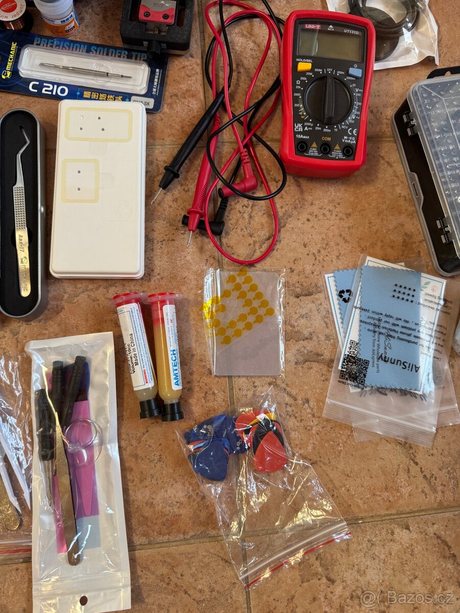 Prodávám nářadí na iPhone - 8