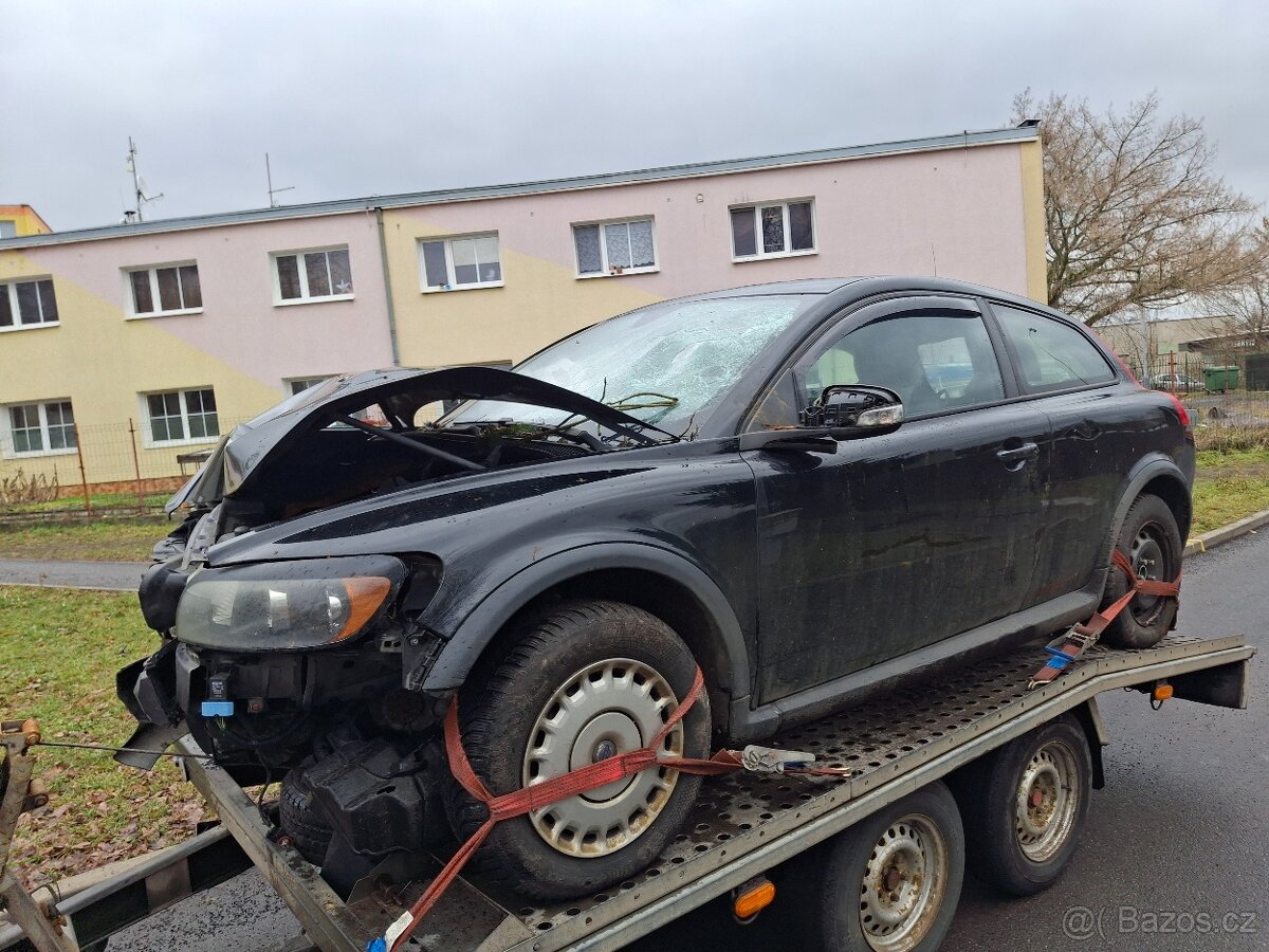 Náhradní díly Volvo C30 - 8