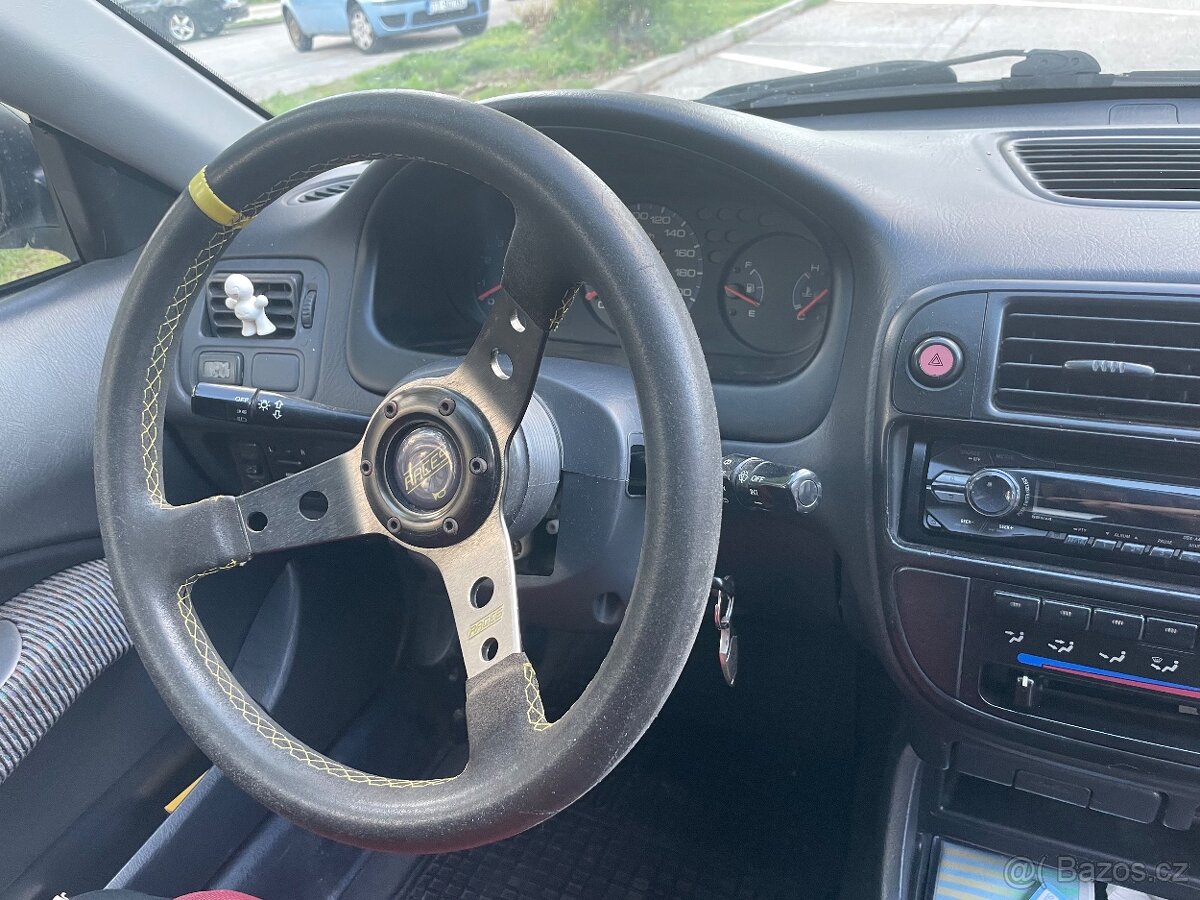 Honda civic 1.8 vti - 8