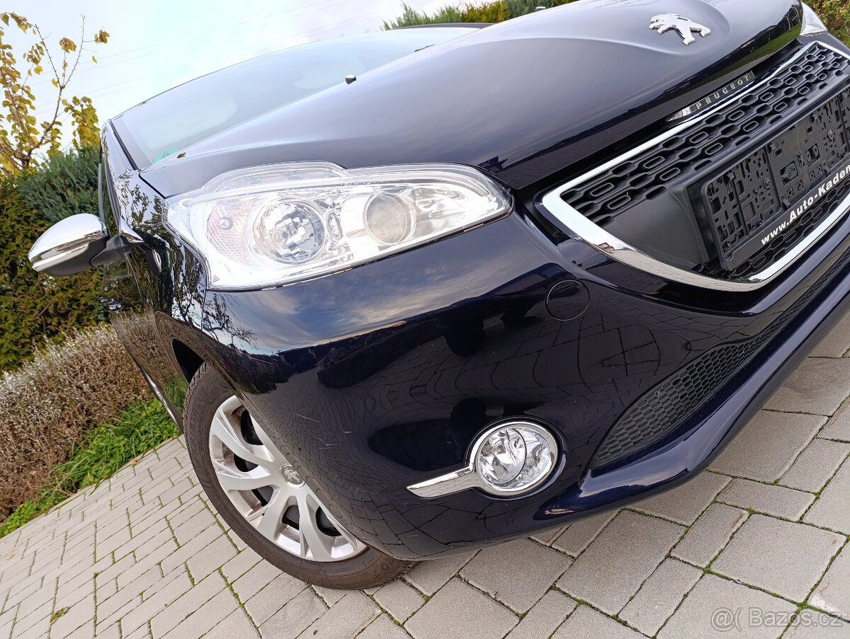 Peugeot 208 Style 1.2 60KW, servis, PĚKNÝ STAV - 8