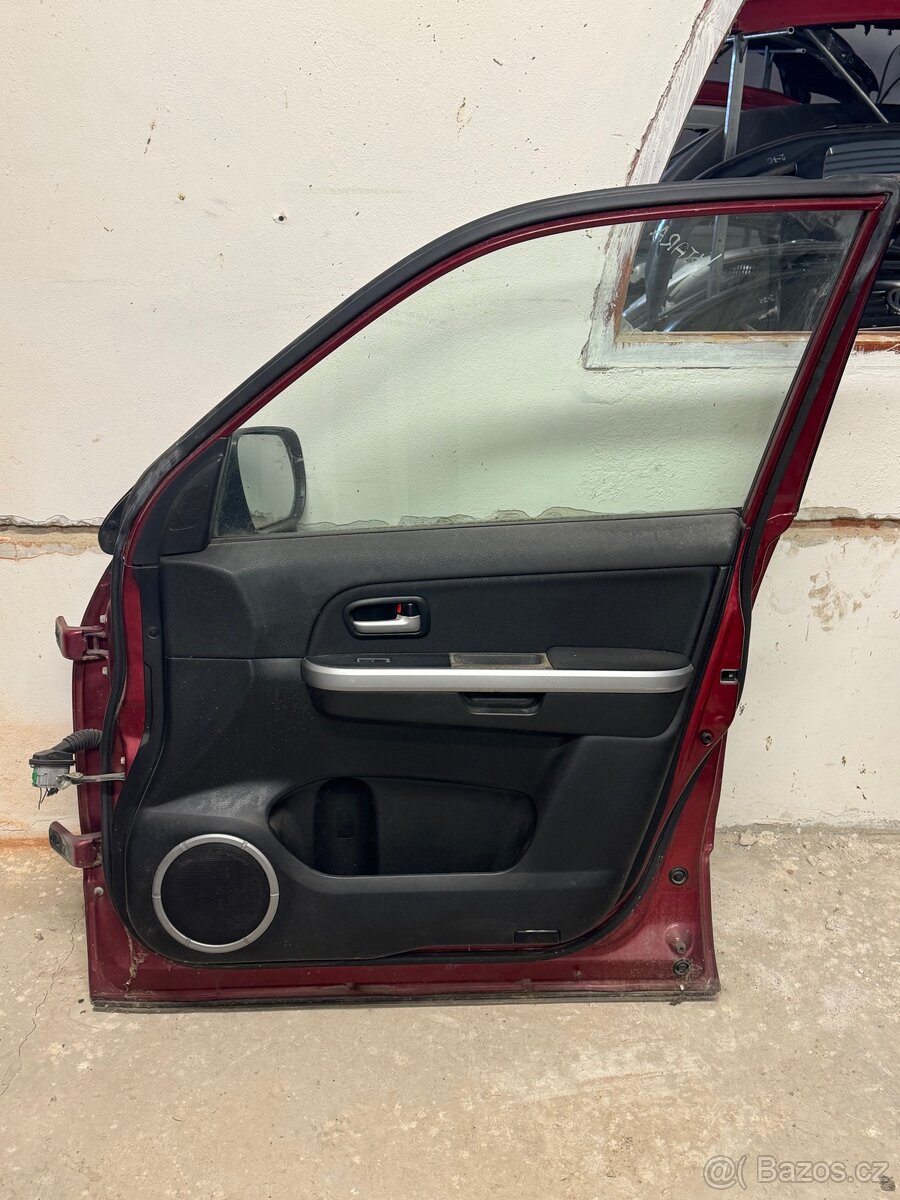 Suzuki Grand Vitara 3 2005-08, pravé dveře - 8
