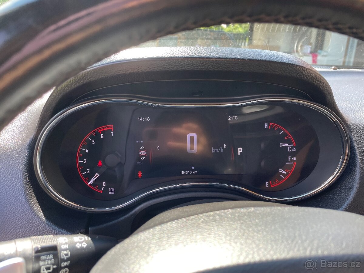 Dodge Durango 5.7 HEMI V8 - 8