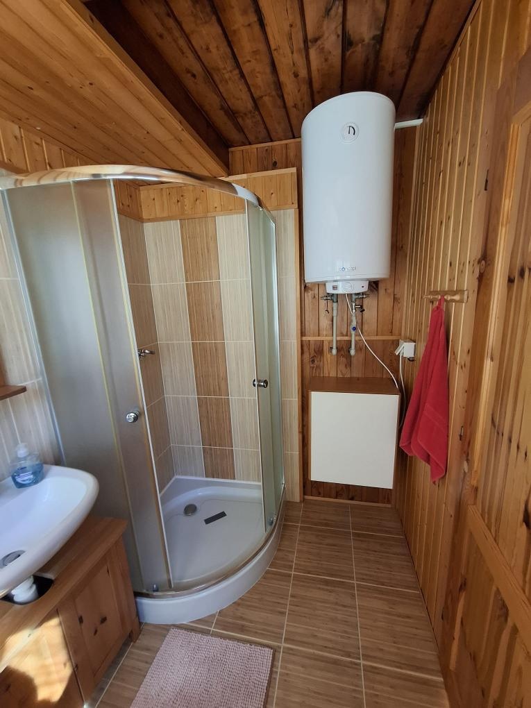 Chata 62m², pozemek 416 m² u Hradce n. Moravicí - 8