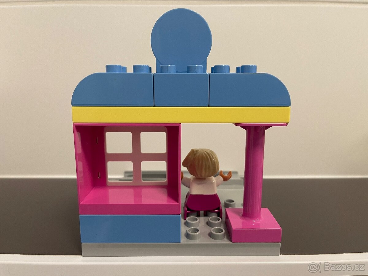 Lego Duplo zastávka - 8