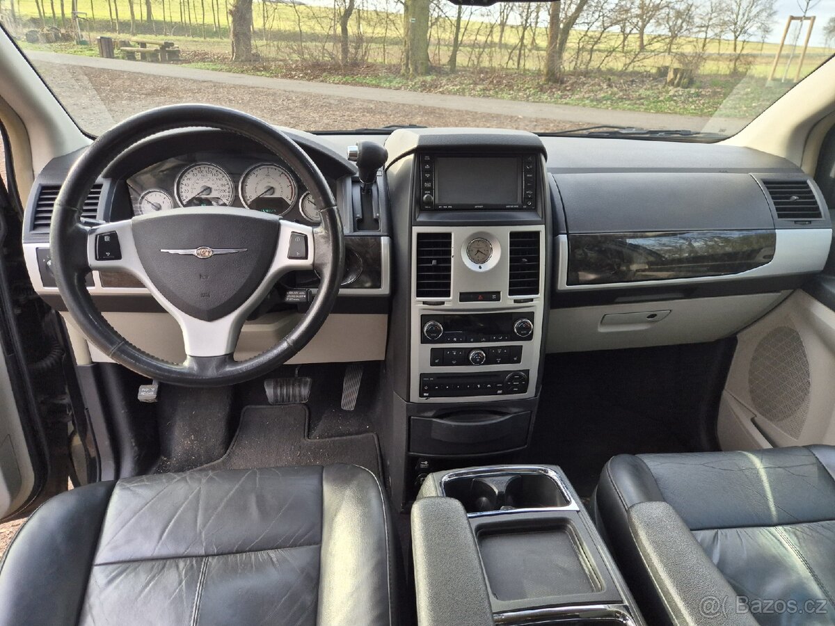 Chrysler Voyager 2.8 crd - 8