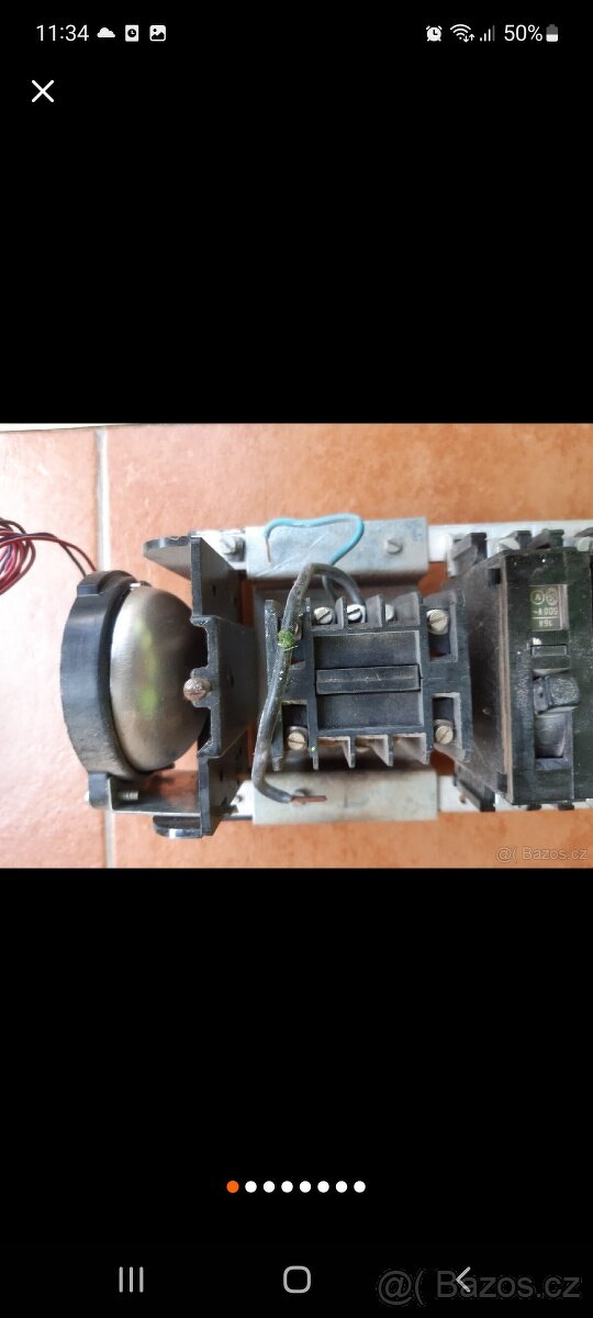 Prodám jističe OEZ LPE, Moeller PL6, SEZ, zvonek - 8