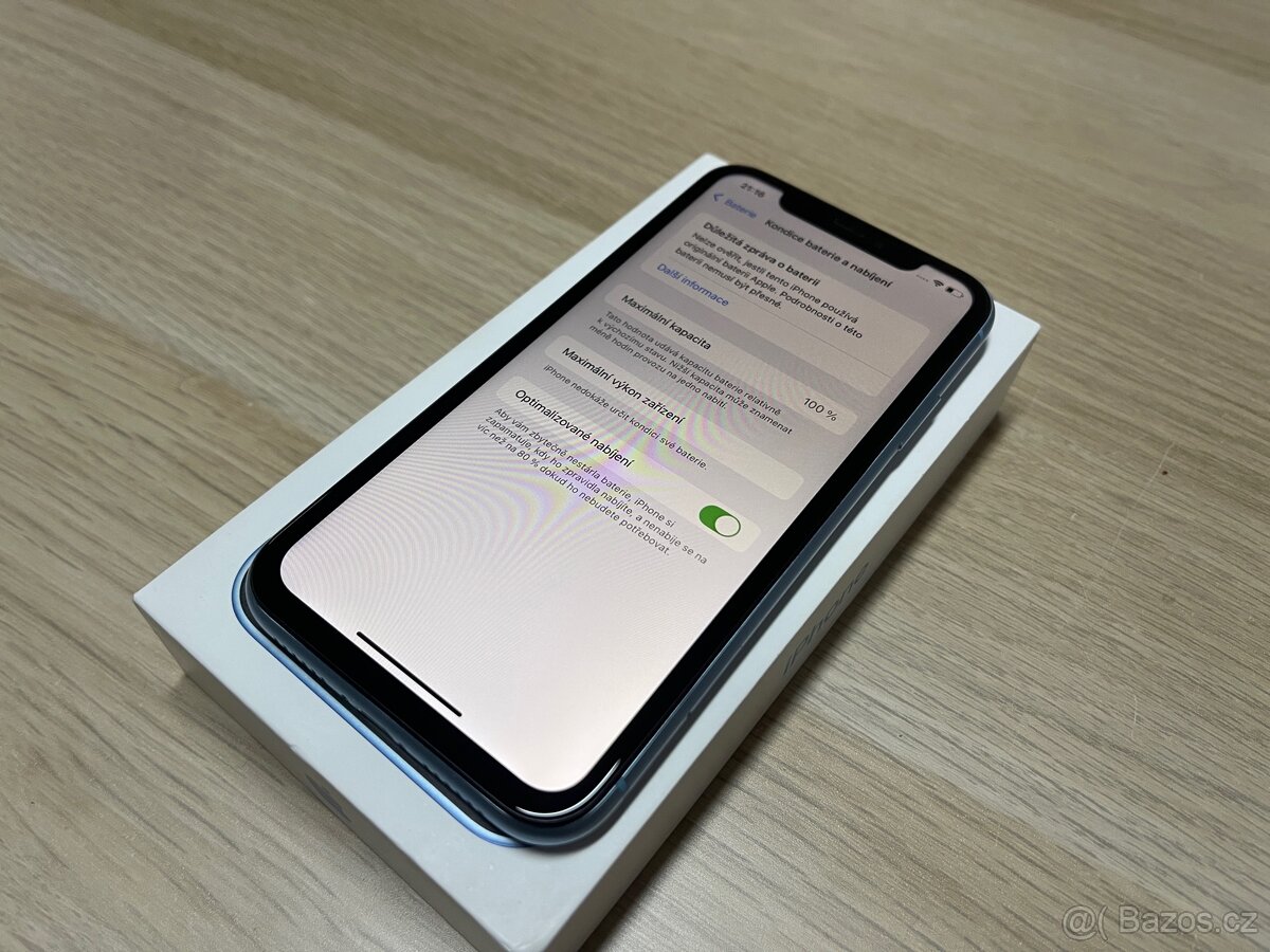 IPhone XR modrý 100% baterie - 8