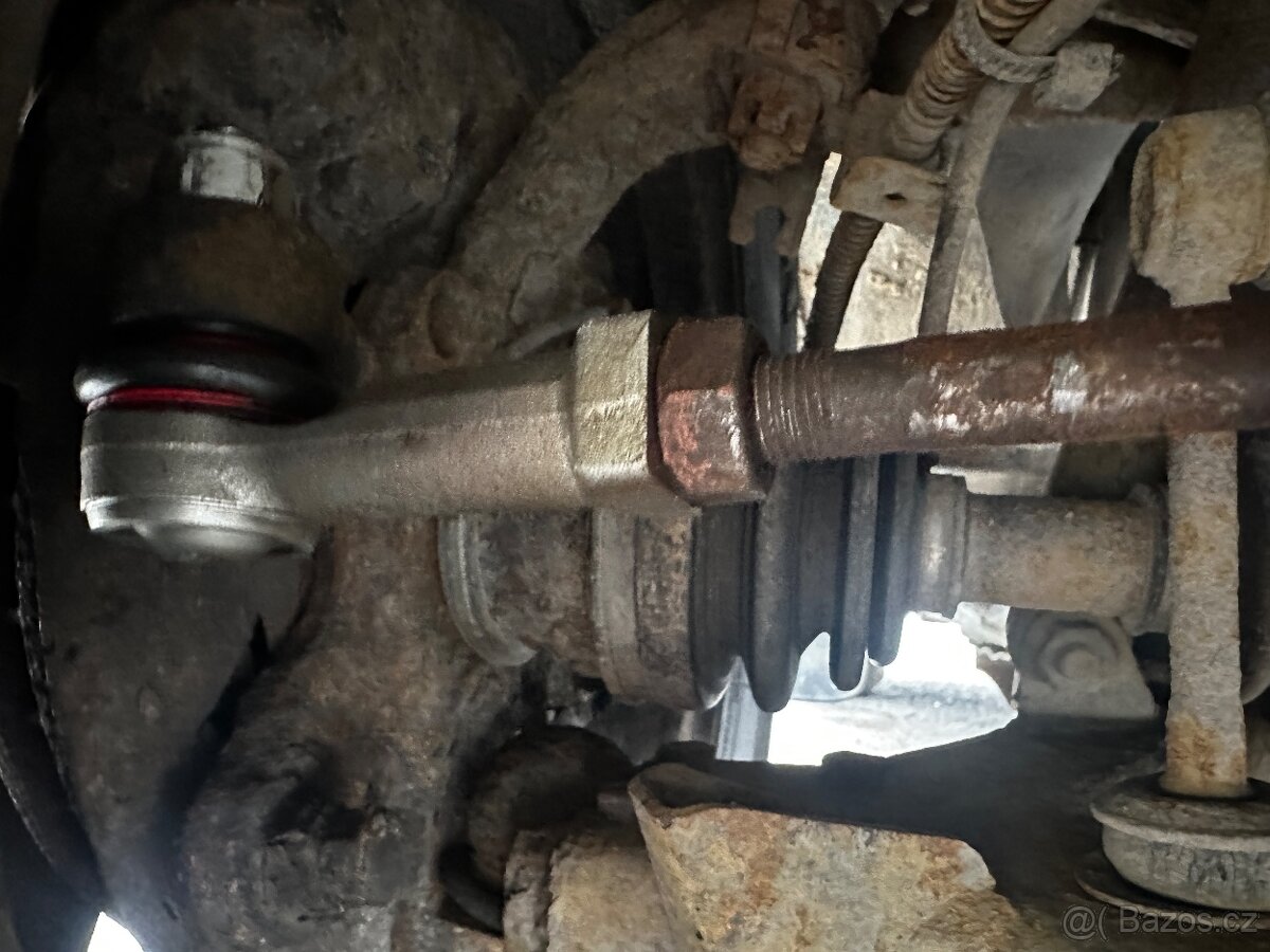 Korando 4x4, klima, tažné, jen 165 tkm - 8