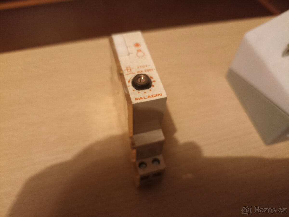 Termostat pokojový stmívač - 8