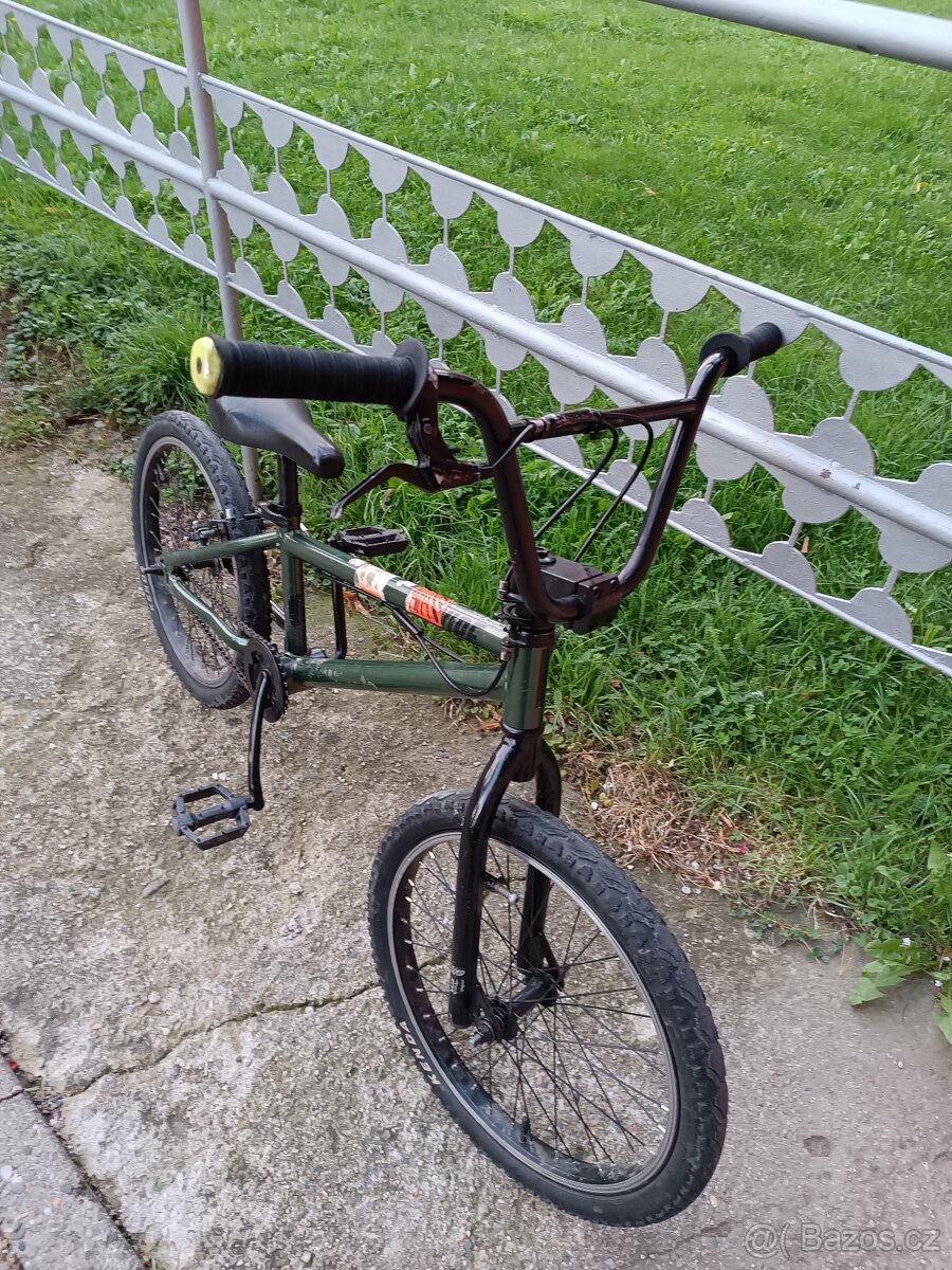 Dětské kolo 20 x 1,75 na skatepark. - 8