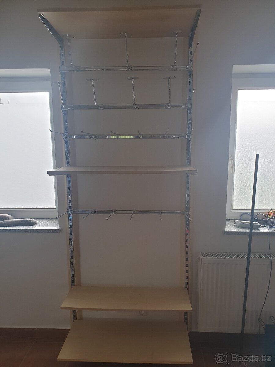 Vybavení prodejny (stojany, štendry, drátěné koše, ramínka) - 8