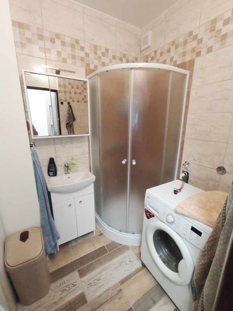 Byt 3+1 se zahradou a parkovacím stáním, Samšina u Jičína - 8