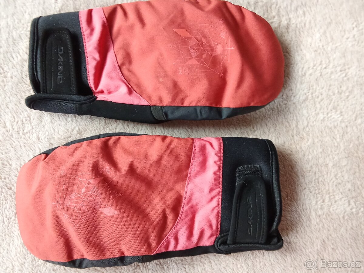 DRESY, RUKAVICE, MIKINY - 8