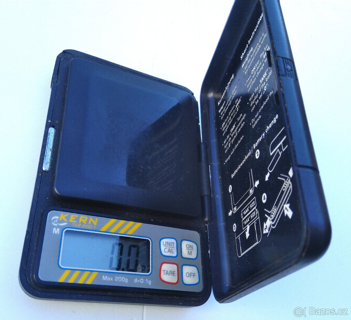 KAPESNÍ DIGITÁLNÍ VÁHA KERN (200g MAX) - 8