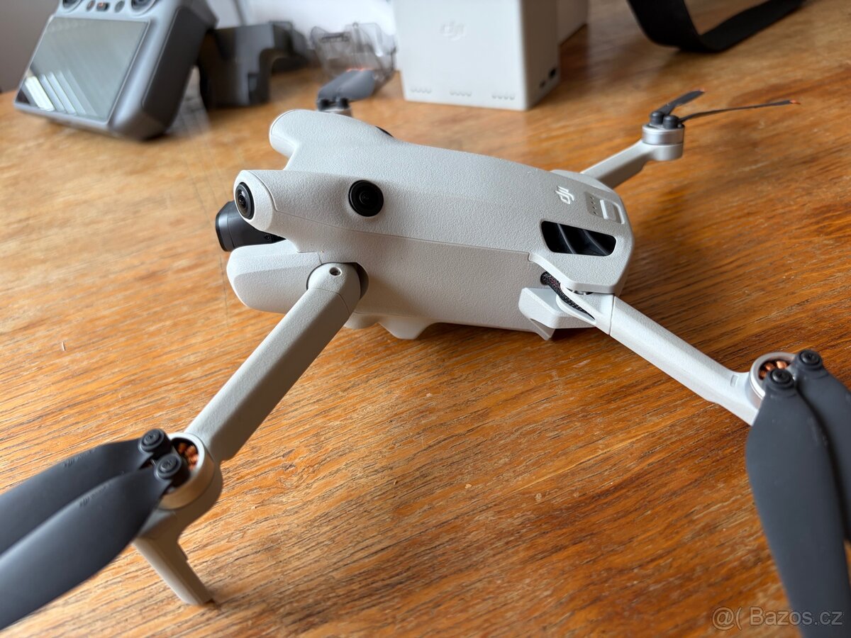 DJI mini 4 pro Fly more combo - 8
