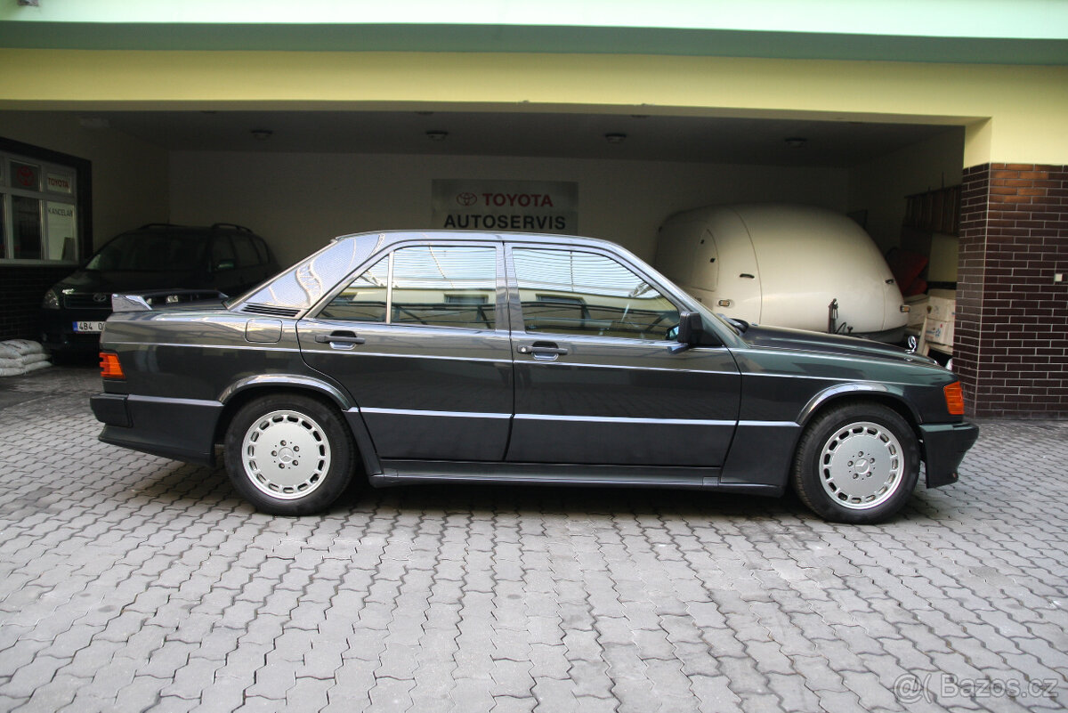 Mercedes-Benz 190 2,5 16V - 8