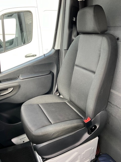 MB Sprinter 317 CDi, 8pal. - 8