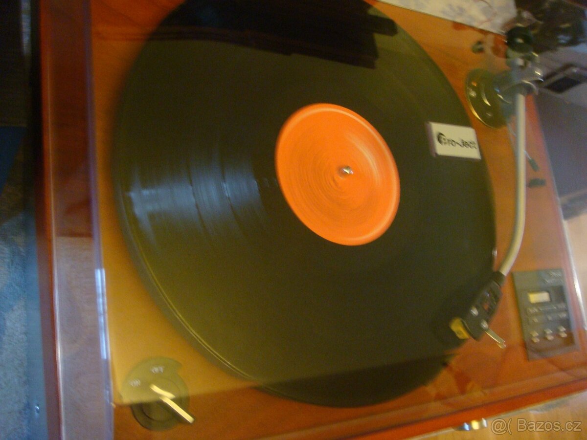 Gramofon Tesla NC 450 Hi-Fi - 8