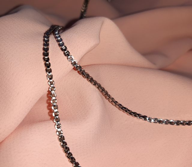 Dvojitý řetízek stříbrné barvy - 8