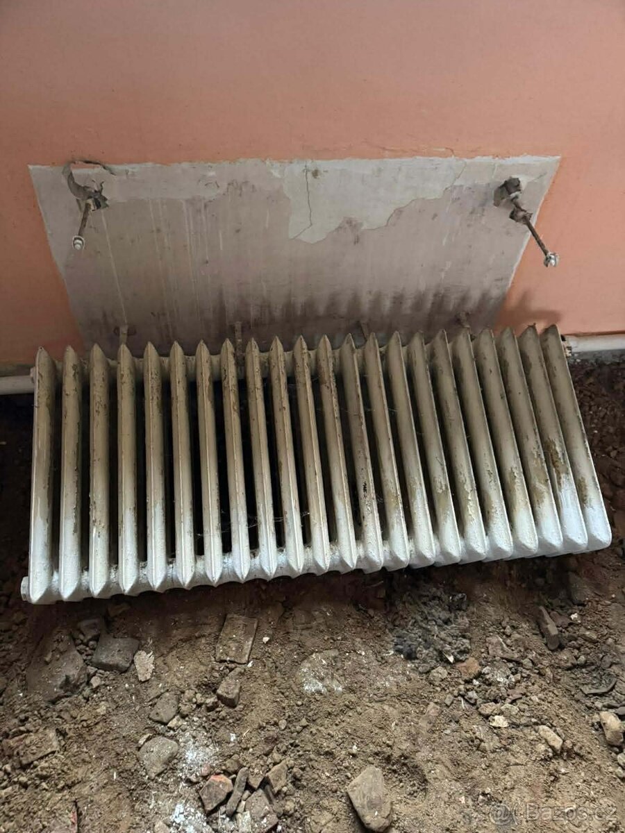 Litinové radiátory - 7 ks - 8