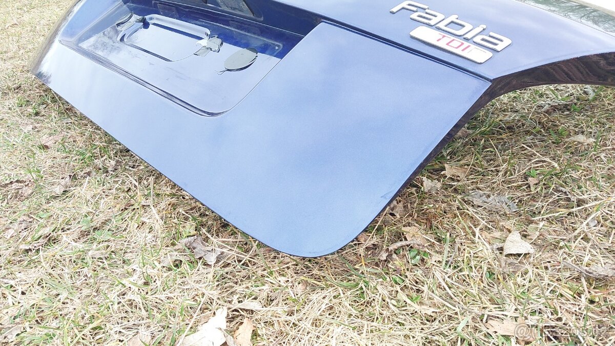 ŠKODA FABIA 2 – DVEŘE KUFRU MODRÉ 5dv. - 8