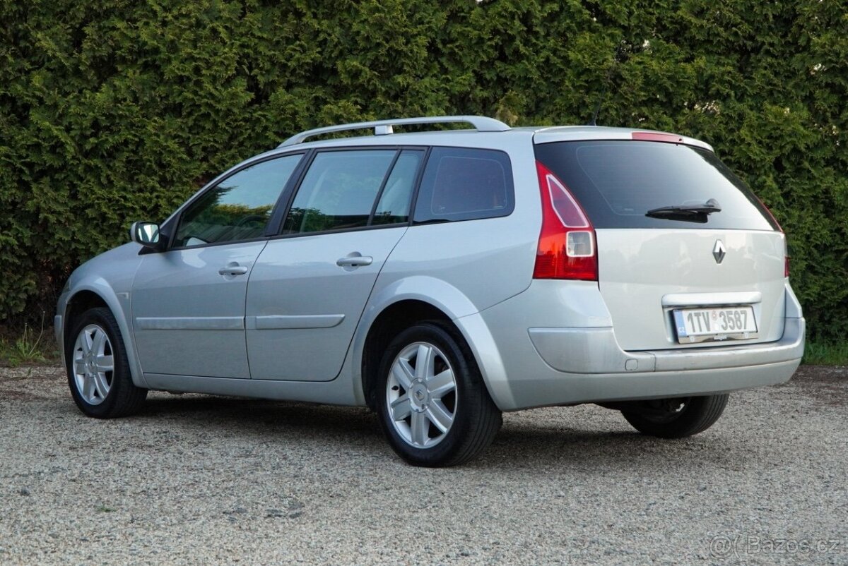 Renault Mégane 1.6 Suprový stav - 8