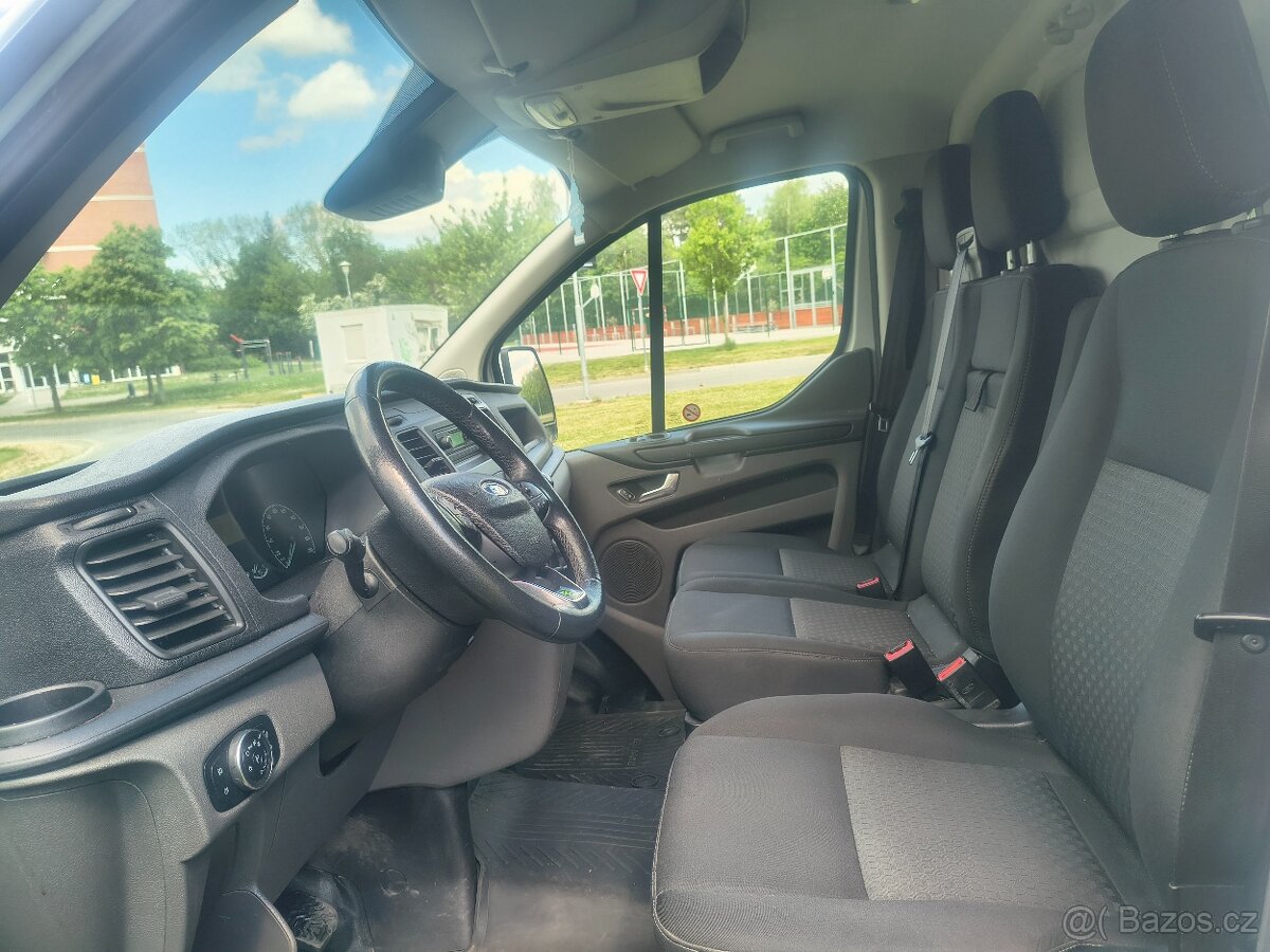 Ford Transit Custom - 8