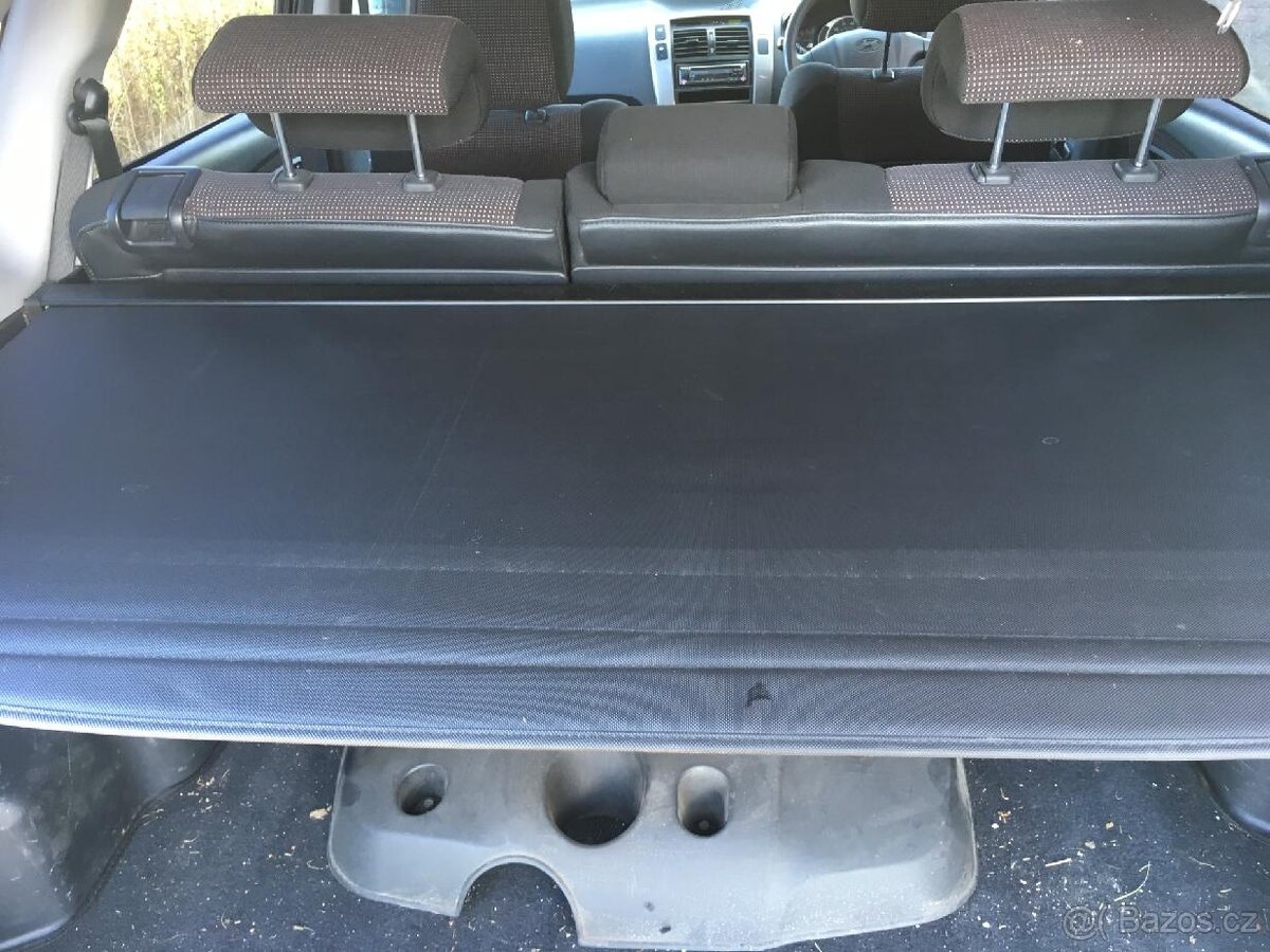 hyundai tucson interiér - sedadla - 8