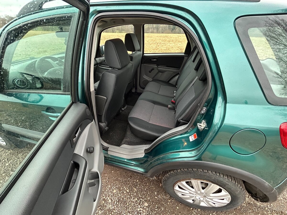 Prodám Suzuki SX4 1.6i 16V 4x4 - 8