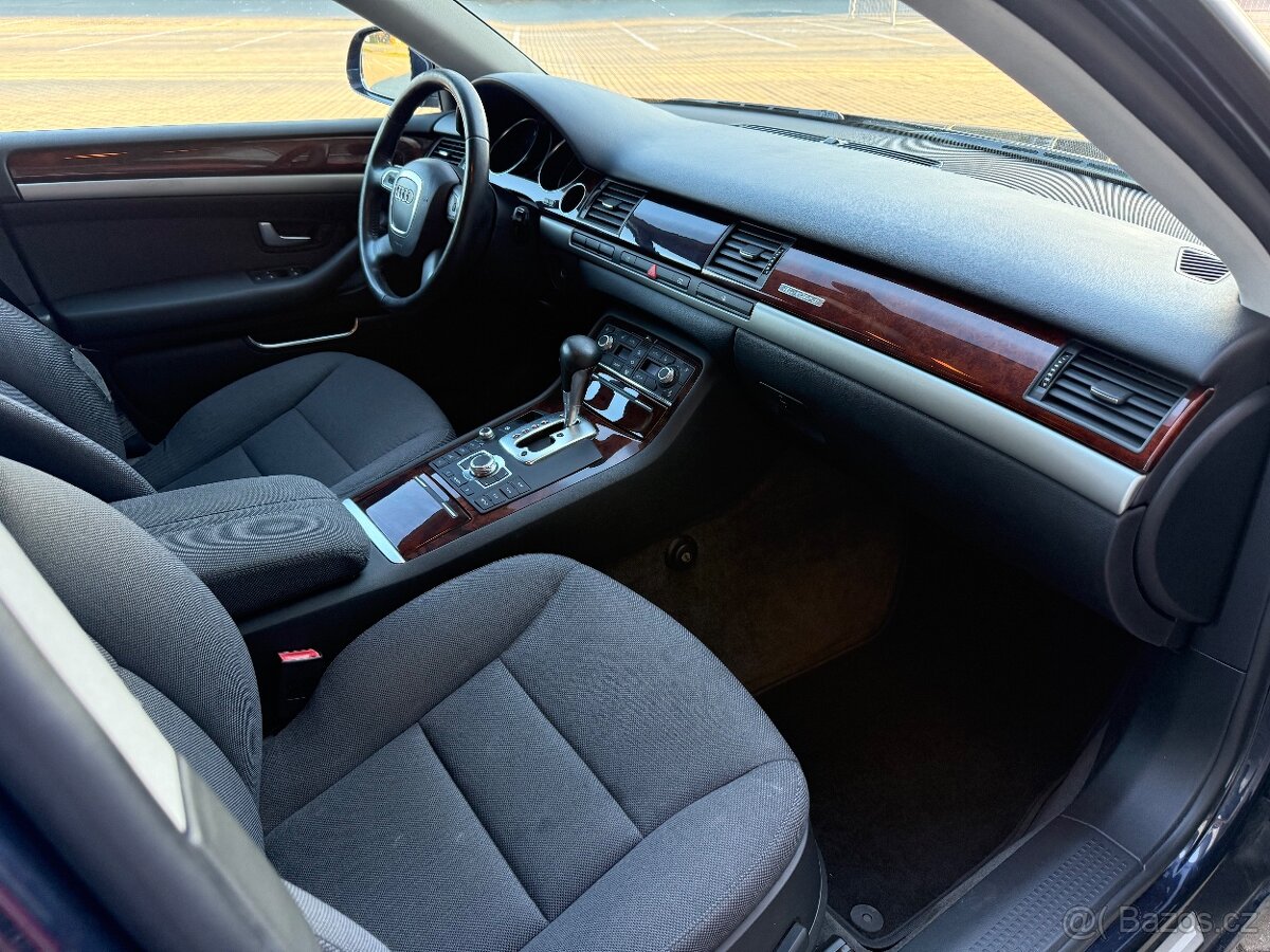 Audi A8, 3.2i V6, 191kw 4x4 Původ ČR - 8