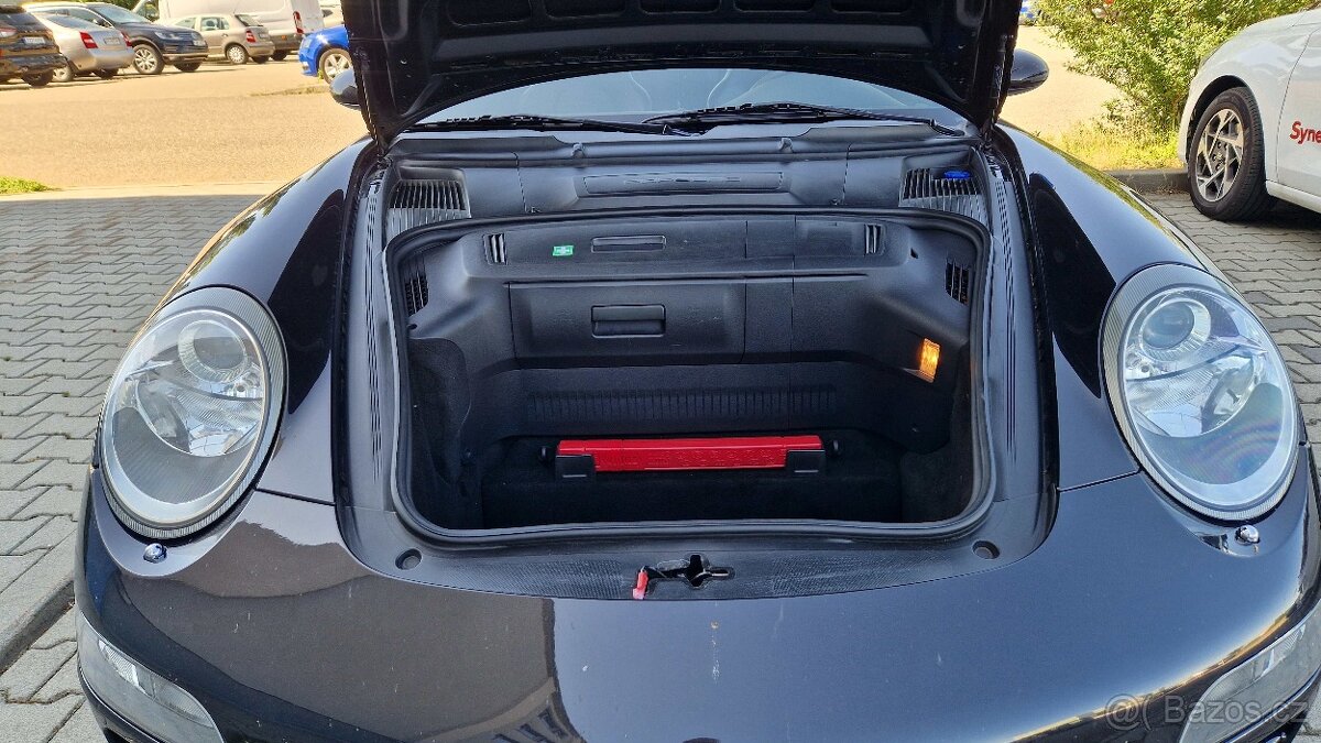 Porsche Carrera 911 S - 8