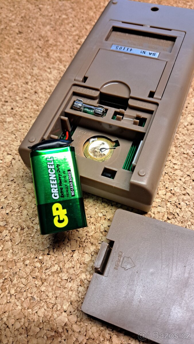 Sbírkový multimetr TENICA (Zhenxing) DT-890 (1990) - 8