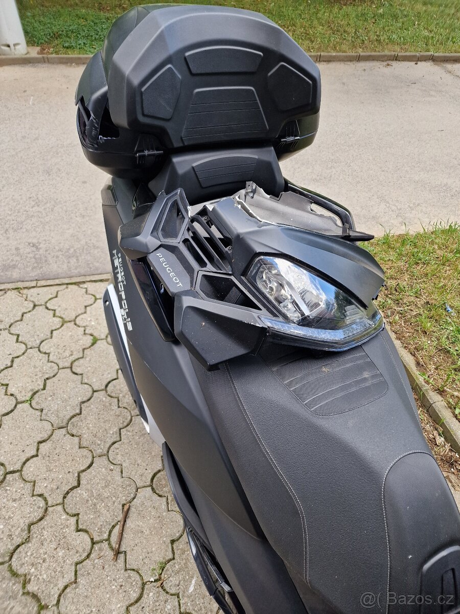 Peugeot Metropolis sw 400i - 8