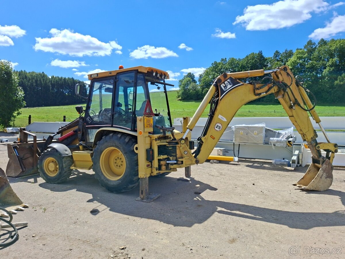 CATERPILLAR 428D 4X4 - 8
