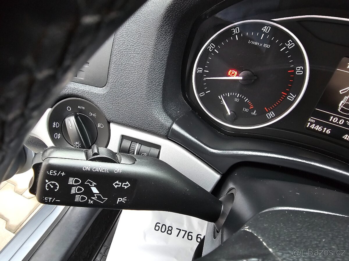 Octavia II 1,4 TSi 90KW Ambition 2013 dig.klima,tempomat ALU - 8