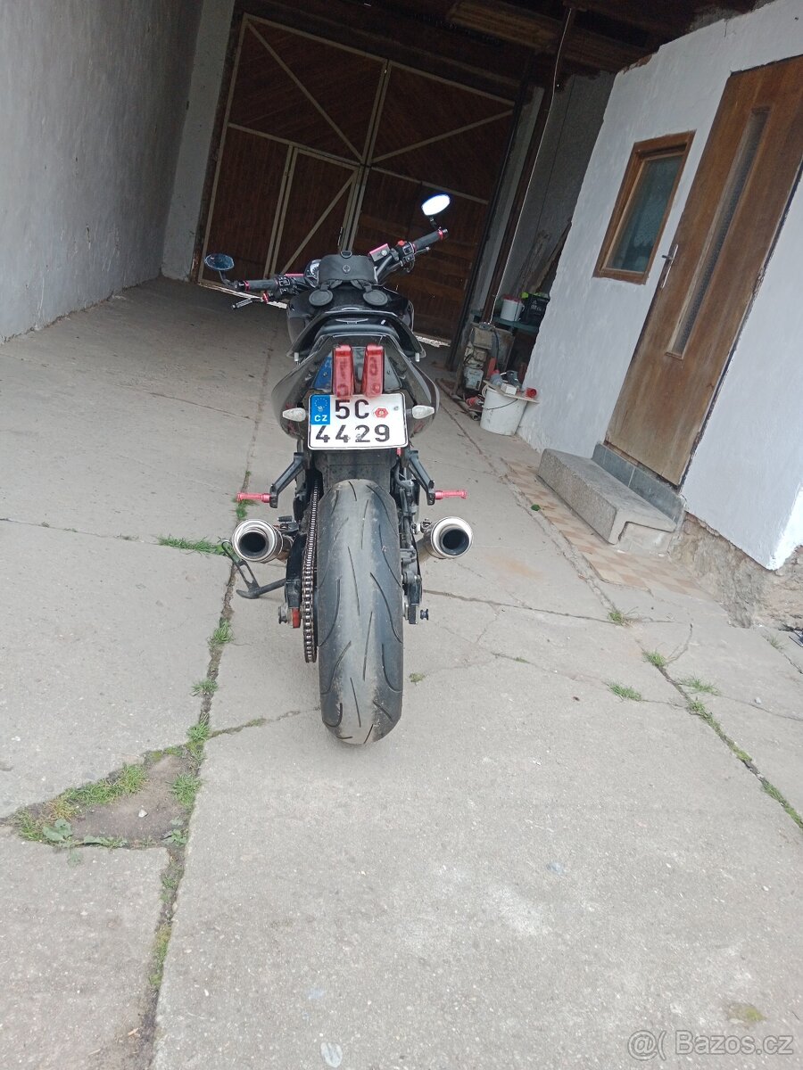 Suzuki SV 1000 N - 8