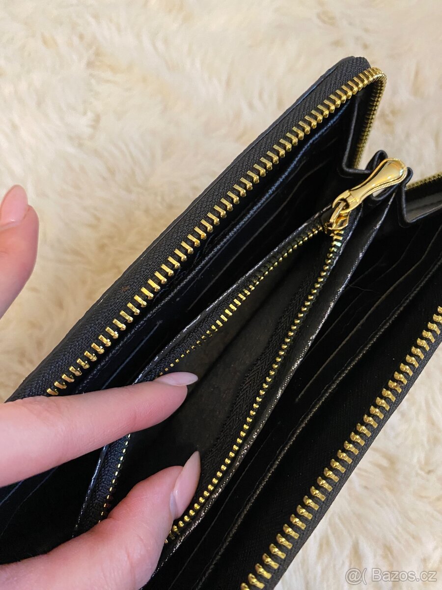 Černá peněženka - 8