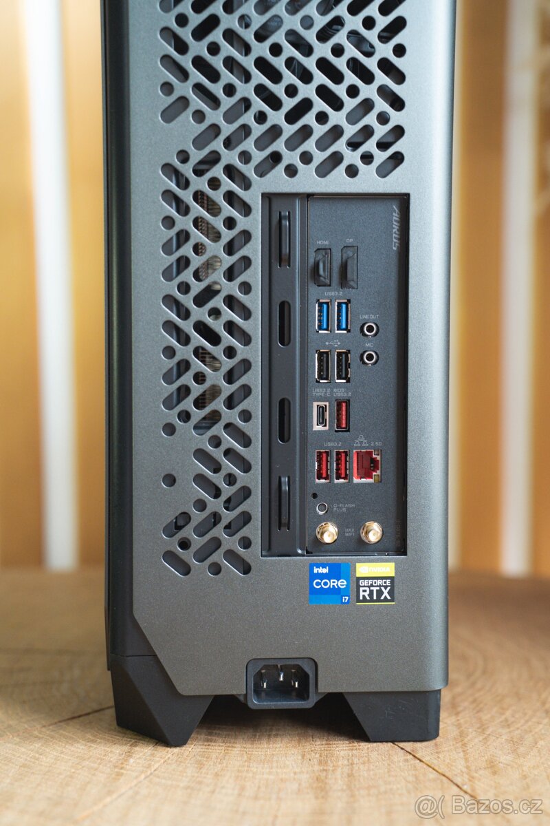 NOVÝ HERNÍ PC - i7-12700KF / 32GB RAM / 2TB SSD / RTX 4080S - 8