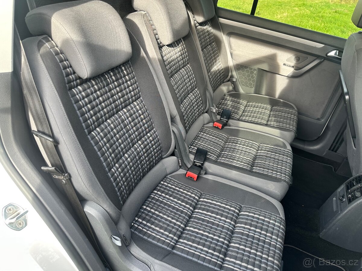 Vw cross touran 2.0 tdi 103kw - 8