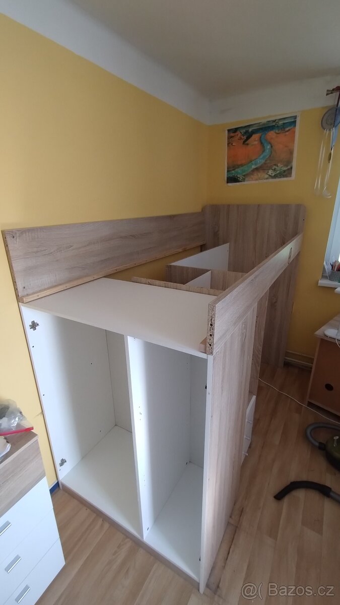 Prodam patrovou zvysenou postel se skrini - 8