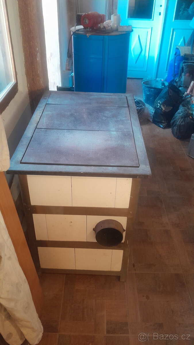 KACHLOVÝ SPORÁK/KAMNA - 8