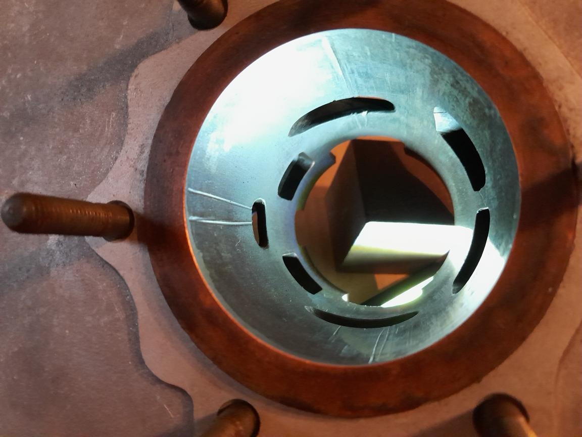 ČZ motokros,díly, válec - 8