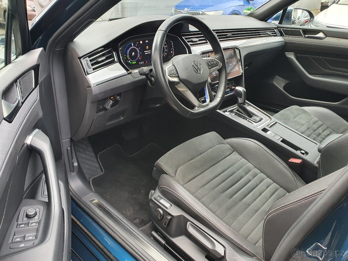 VW Passat B8 GTE Variant 1.4TSI 160kW DSG - záruka Autodraft - 8